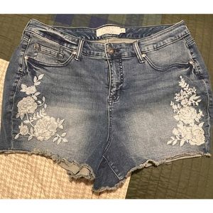 Torrid Plus Size Jean Shorts with Embroidery!